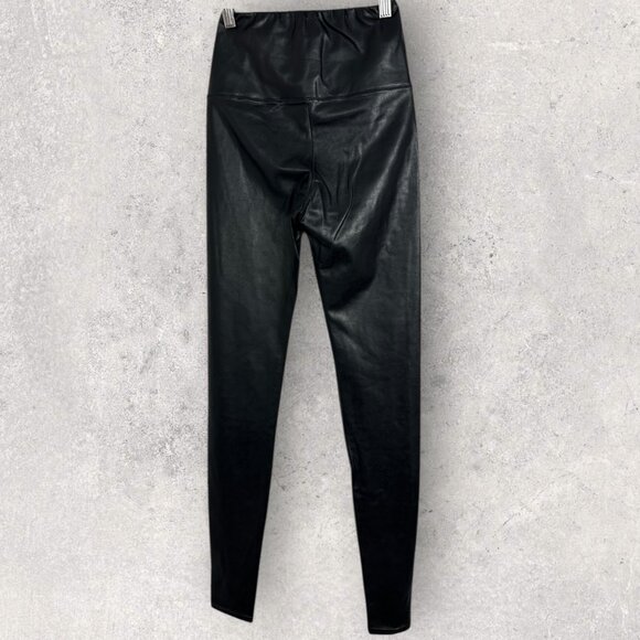 Aritzia High Waist Vegan Leather Leggings Black Size XS Daria Minimal‎ Edgy Goth - Picture 2 of 7